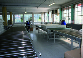 Photo des lignes de production des matelas